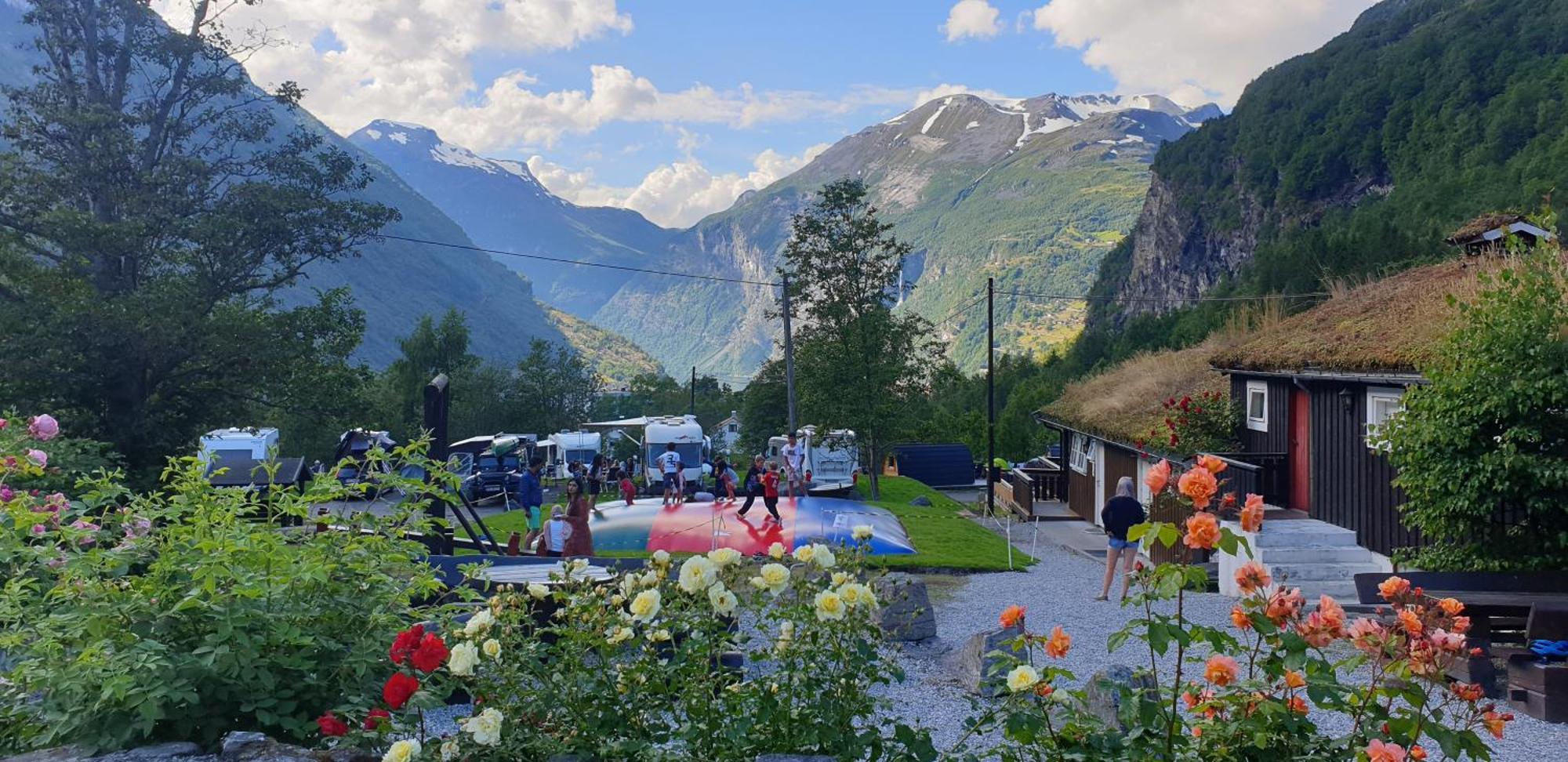 Vinje Camping Geiranger Exterior foto