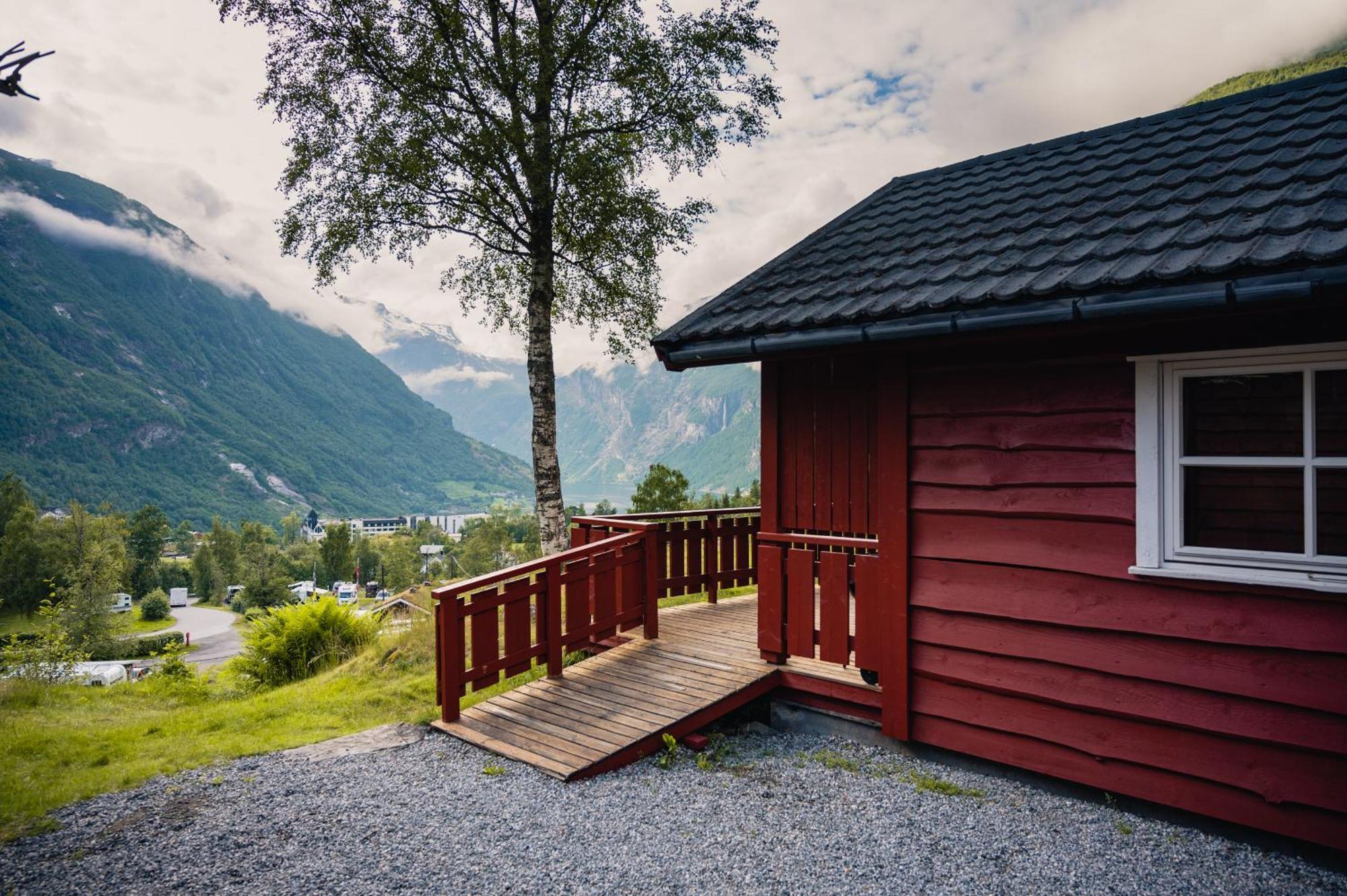 Vinje Camping Geiranger Exterior foto